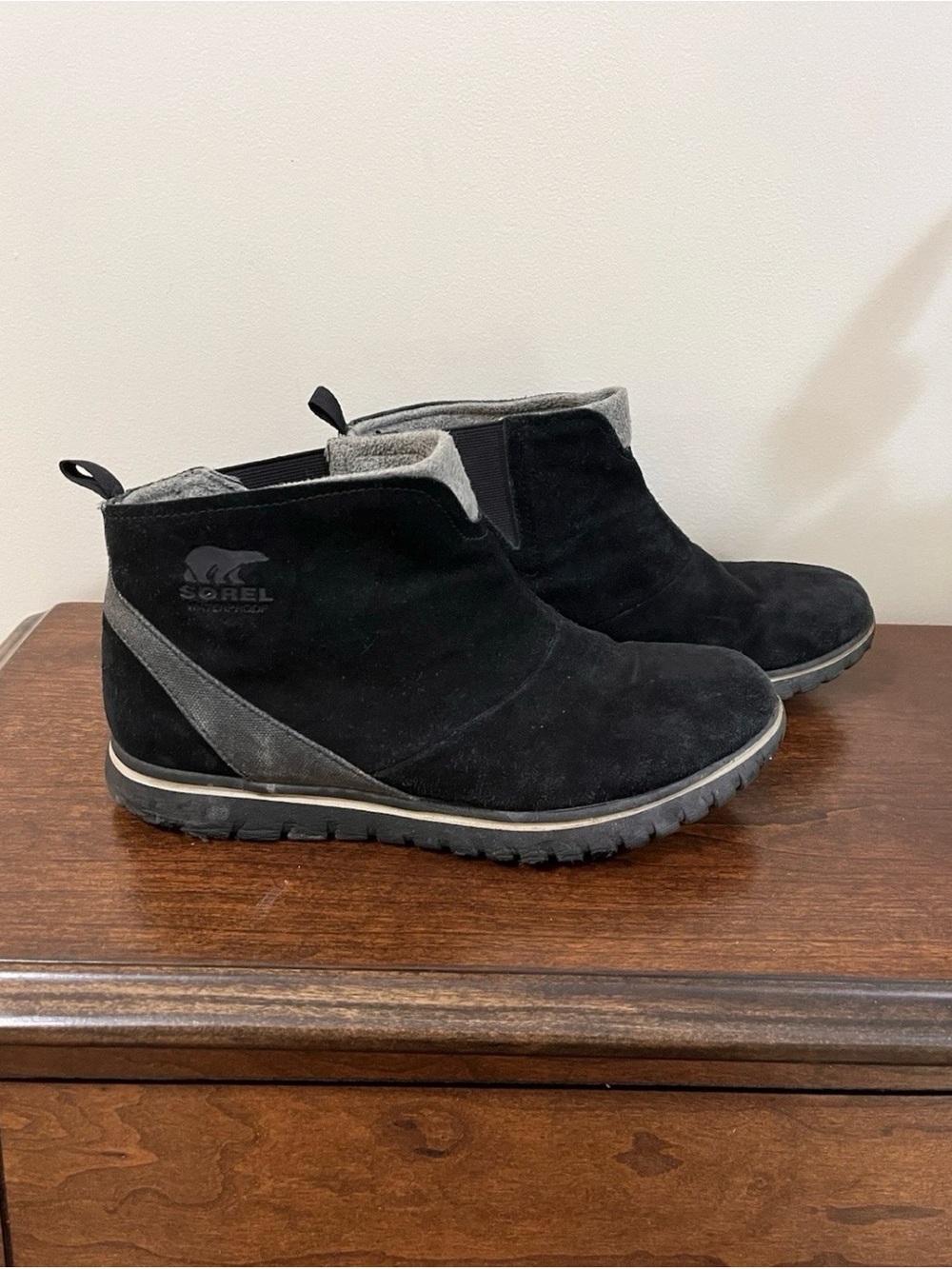 Sorel Waterproof Black Suede Ankle Bootie Pull On Lined Women's Boots Size 10